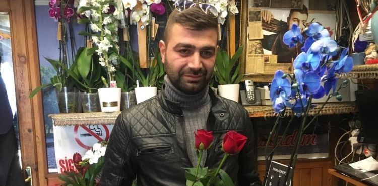 Çiçekçilerde Öğretmenler Günü yoğunluğu