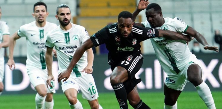 Kartal evinde ağır yaralı