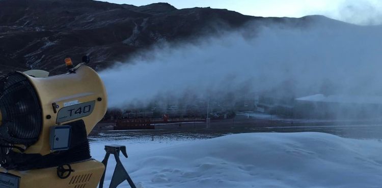 Erciyes'te Suni Karlama Çalışması Yapıldı
