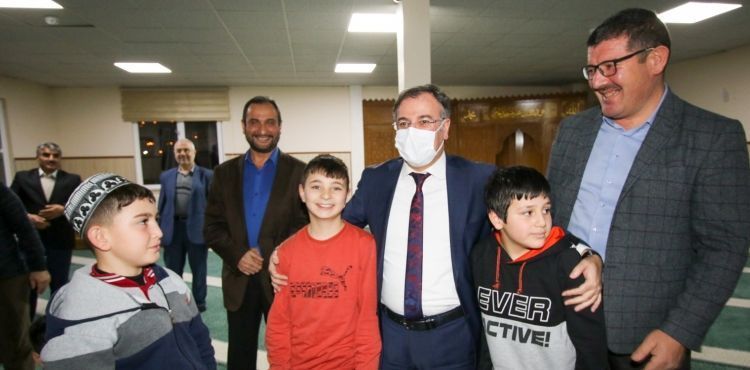 BAŞKAN ÖZDOĞAN KUR’AN KURSU ÖĞRENCİLERİYLE BİR ARAYA GELDİ