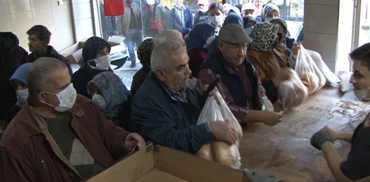 Bu fırına giren dua edip çıkıyor!
