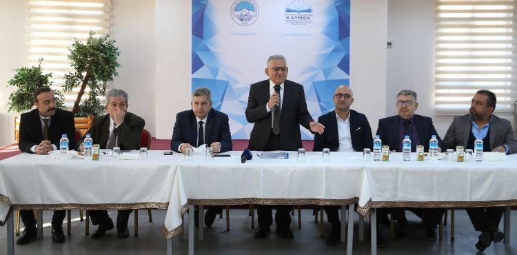 BAŞKAN BÜYÜKKILIÇ, BÜNYAN’DA 46 MUHTARLA BULUŞTU