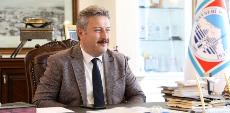 BAŞKAN PALANCIOĞLU, PROF. DR. MUSTAFA SOYLAK’I TEBRİK ETTİ