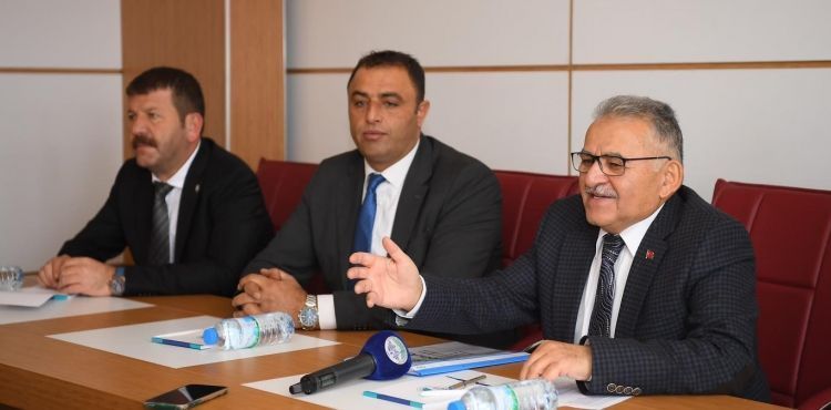 BAŞKAN BÜYÜKKILIÇ, MUHTARLAR TOPLANTISINA SARIOĞLAN İLE DEVAM ETTİ