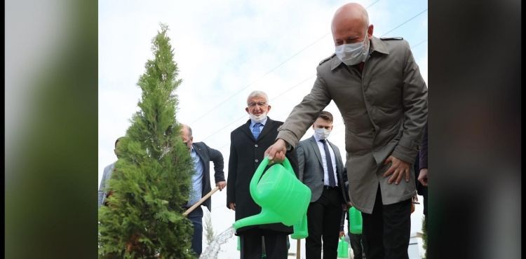 BAŞKAN ÇOLAKBAYRAKDAR, “BU YIL, 100 BİNDEN FAZLA AĞACI TOPRAKLA BULUŞTURDUK”