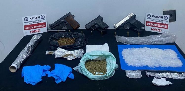 Uyuşturucu Operasyonunda 2 Gözaltı