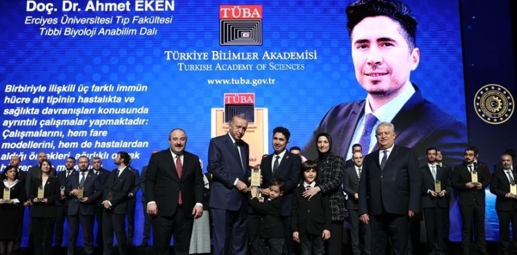 ERÜ Öğretim Üyeleri TÜBA ve TÜBİTAK Bilim Ödüllerini Aldı