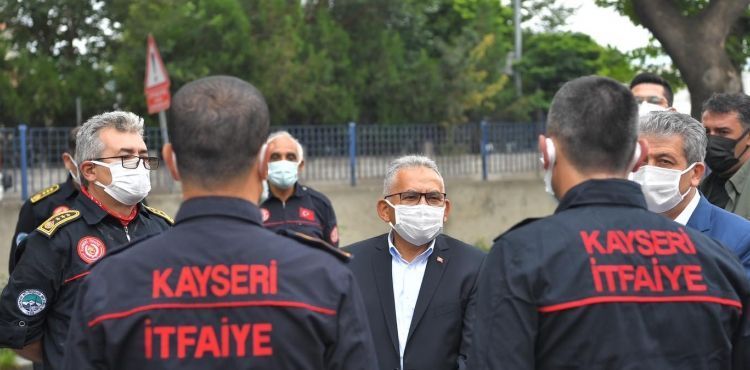 BÜYÜKŞEHİR İTFAİYESİ, 2021’DE 7 BİN 230 OLAYA MÜDAHALE ETTİ