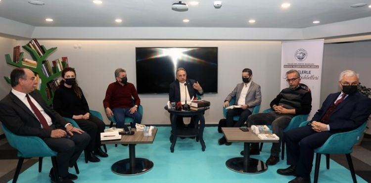 TALAS’TA ‘GENÇLERLE KİTAP SOHBETLERİ’ DEVAM EDİYOR