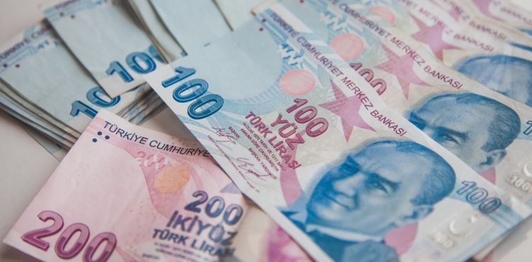 Memur ve emekliye ek zam getiren kanun teklifi Plan ve Bütçe Komisyonunda kabul edildi