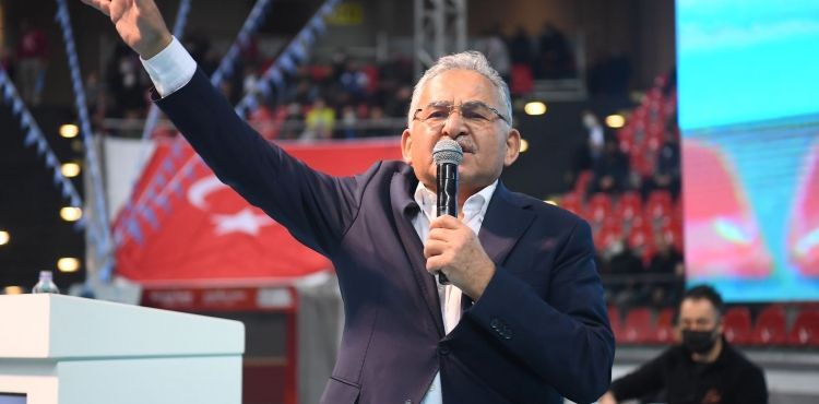 BAŞKAN BÜYÜKKILIÇ, KAYSERİ GENÇLİK ŞÖLENİ’NE KATILDI