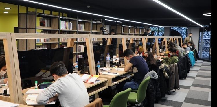 UYUMAYAN KÜTÜPHANE YENİDEN 7/24 AÇIK