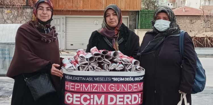 HALK ÖZE DÖNÜŞ BEKLİYOR