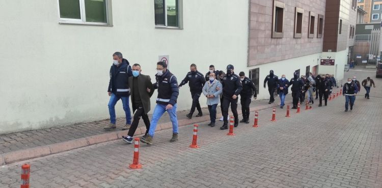 Alacak verecek meselesini ‘uyuşturucu kumpasıyla’ çözmeye çalıştılar: 10 gözaltı
