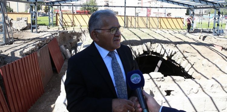 KAYSERİ’DE 2021’DE YERİN ALTINDAN TARİH FIŞKIRDI, BÜYÜKŞEHİR SAHİP ÇIKTI