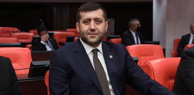 BAKİ ERSOY MÜJDEYİ VERDİ