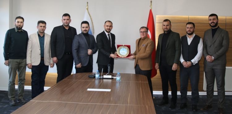 TÜMSİAD YENİ YÖNETİMDEN BAŞKAN ÖZDOĞAN’A ZİYARET