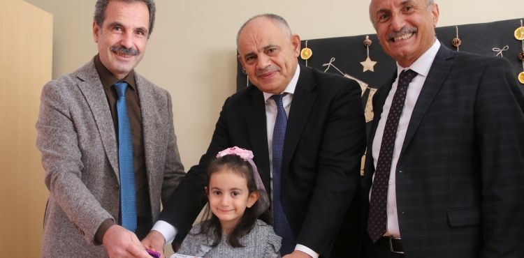BAŞKAN ÖZTÜRK ÖĞRENCİLERİN KARNE HEYECANINI PAYLAŞTI
