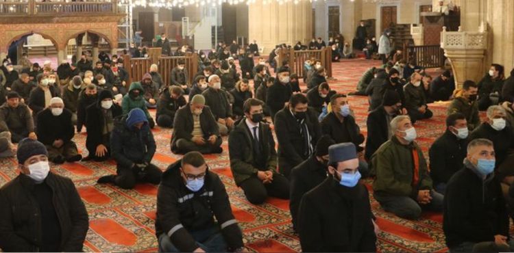 Selimiye'de son cuma namazı kılındı