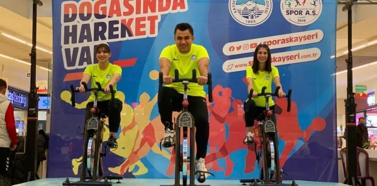 BÜYÜKŞEHİR SPOR A.Ş. AVM TANITIM GÜNLERİNDE MİNİKLERLE BULUŞUYOR