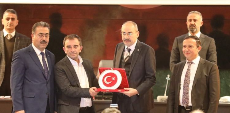 Özdarandeli: Turkovac’ın varyantlara karşı koruyuculuğu üzerinde çalışılıyor”