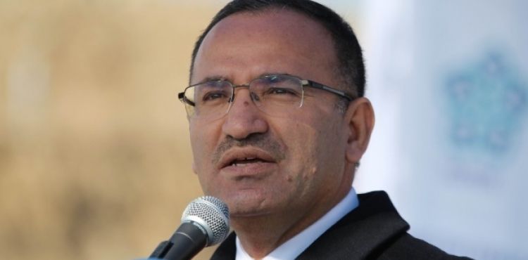 Adalet Bakanlığına Bekir Bozdağ'ın atanmasına ilişkin karar Resmi Gazete'de