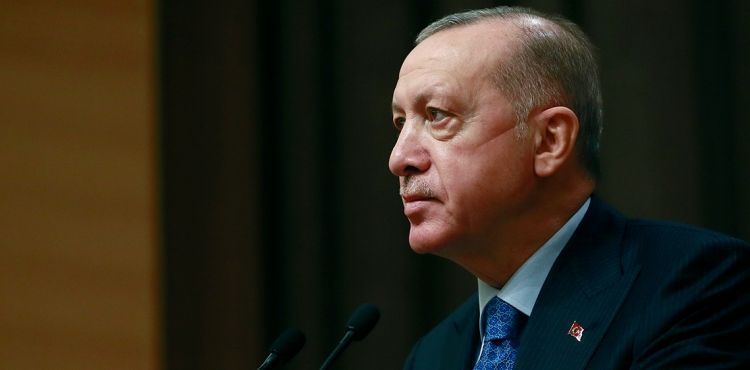 Cumhurbaşkanı Erdoğan: “Olumsuz bir durum yok, hafif şekilde geçiyor”