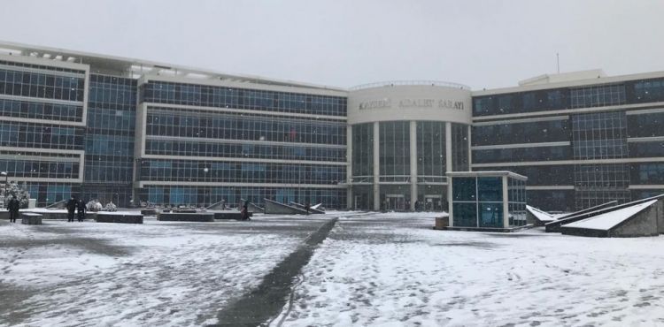 Sosyal medya hesabından terör propagandası yapan yabancı uyruklu şahsa 1 yıl 6 ay hapis