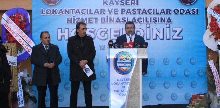 Kayseri Pastacılar ve Lokantacılar Esnaf Odası yeni hizmet binasının açılışı gerçekleştirildi.
