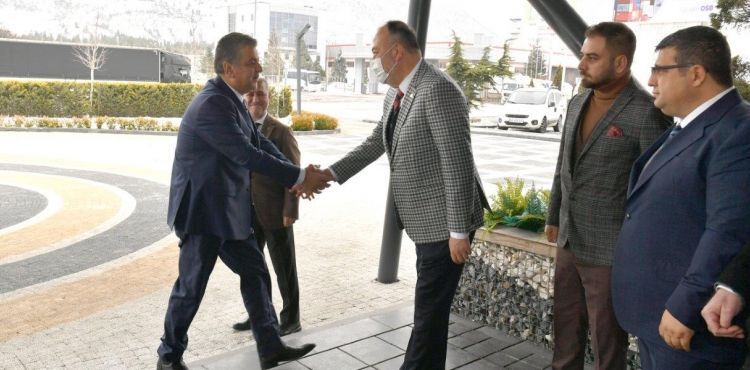 MHP’DEN “HAYIRLI OLSUN” ZİYARETİ