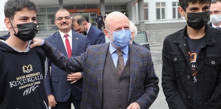 BAŞKAN ÇOLAKBAYRAKDAR’DAN GENÇLERE 3 YENİ KÜTÜPHANE MÜJDESİ