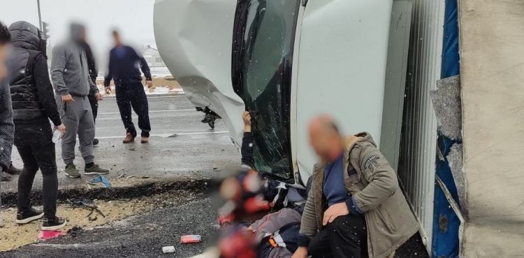 Kayseri-Kırşehir Karayolunda feci kaza: 1 ölü 2 yaralı