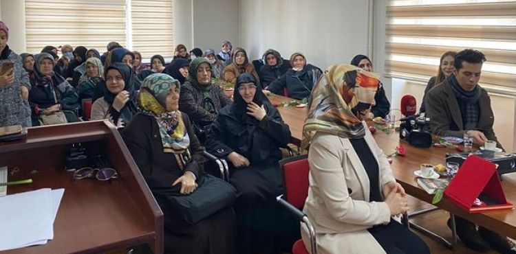 8 MART DÜNYA KADINLAR GÜNÜ