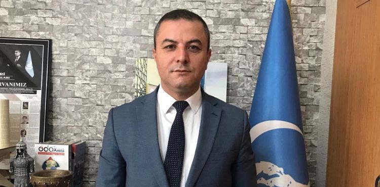 Ülkü Ocaklarında gençler ve ailelere ücretsiz rehberlik hizmeti