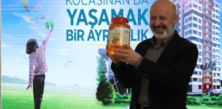 BAŞKAN ÇOLAKBAYRAKDAR: ‘YAŞAMAK VE YAŞATMAK İÇİN’