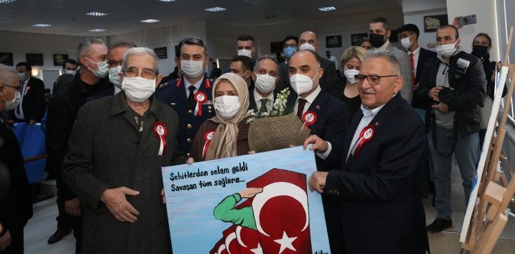 BAŞKAN BÜYÜKKILIÇ, İSTİKLAL MARŞI'NIN KABULUNÜN 101. YILDÖNÜMÜNÜ LİSE ÖĞRENCİLERİYLE KUTLADI