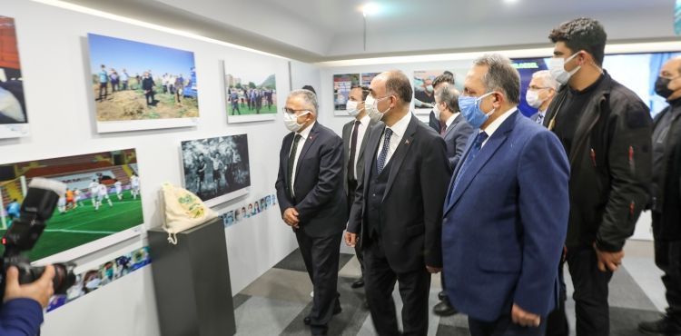 TALAS'TAN SAĞLIK ÇALIŞANLARINA BÜYÜK VEFA