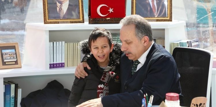 MART SOĞUĞUNA RAĞMEN ‘ŞEFFAF ODA’