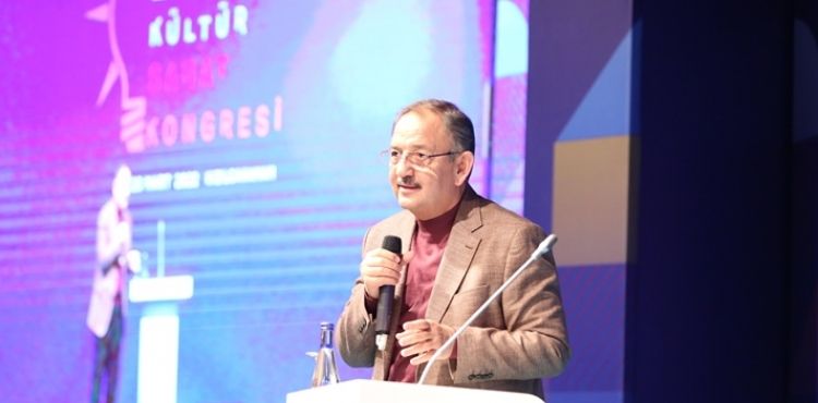 “Bir milletin bağımsızlığının bir yolu da kültürden geçer. Kültür, bağımsızlığın hem anahtarı hem de teminatıdır”