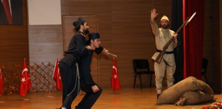 Başkan Dr. Mustafa Palancıoğlu: “ÇANAKKALE ZAFERİ’NİN RUHUNU TİYATRO İLE YAŞATMAK İSTEDİK”