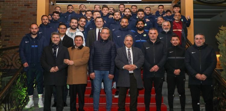 “KARİZMANIZ DİLLERE DESTAN”