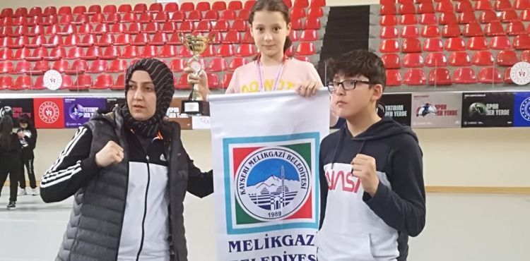MELİKGAZİ WUSHU TAKIMI ÇANAKKALE ZAFERİ KUPASINDAN BİRİNCİ ÇIKTI