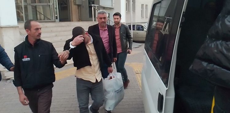 Kayseri'de aranan şahıslara operasyon: 7 gözaltı