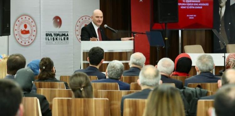 Bakan Soylu: 'LGBT derneklerini Batı deli gibi fonluyor'