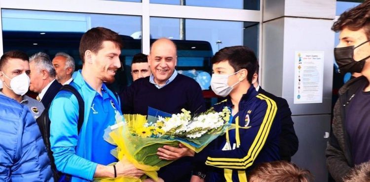 Fenerbahçe kafilesi Kayseri'de
