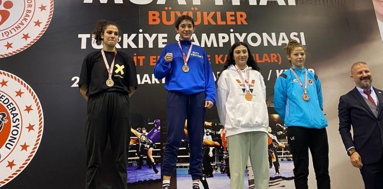 MUAY THAİ BÜYÜKLER TÜRKİYE SAMPİYONASI’NDA MELİKGAZİ BAŞARISI