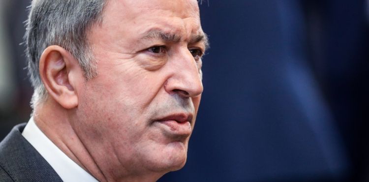 6 Bakan Ukrayna'yı görüştü... Bakan Akar: 'Ateşkesin aciliyeti vurgulandı'