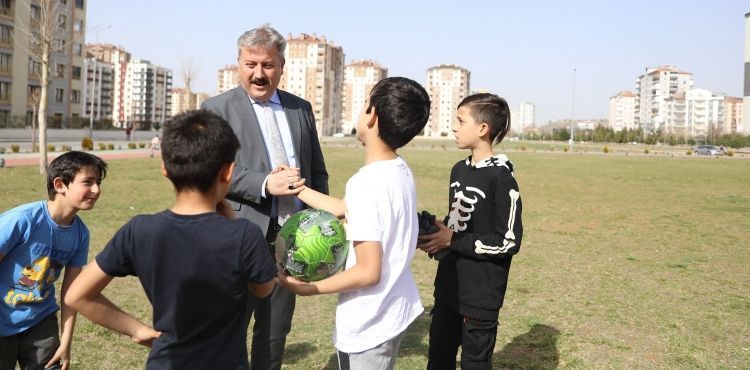 MELKGAZݒDEN LK ORUCUNU TUTAN OCUKLARA ZEL LK ORUCUM LK FTARIM ETKNL