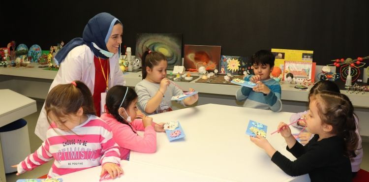 BÜYÜKŞEHİR BİLİM MERKEZİ’NDEN MİNİKLERE ARA TATİL ETKİNLİKLERİ