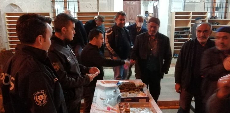Yeşilhisar’da şehitler için mevlit okundu